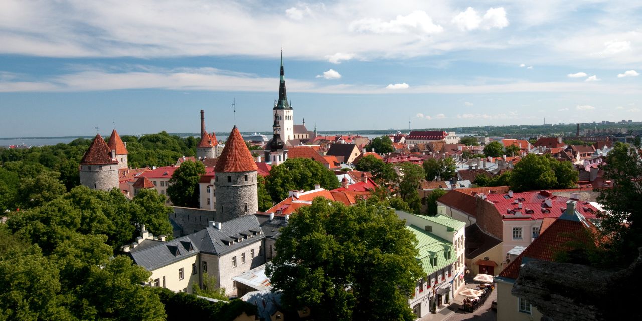 Lituania, Contea di Vilnius, Vilnius – Lettonia, Riga – Estonia, Harjumaa, Tallinn in camper
